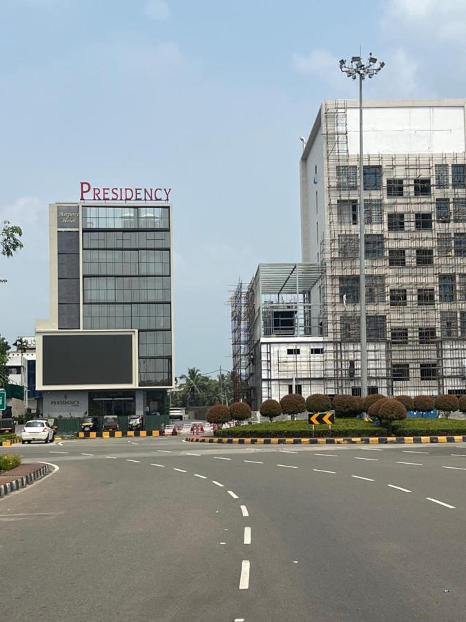 Presidency Airport Hotel Kochi ภายนอก รูปภาพ