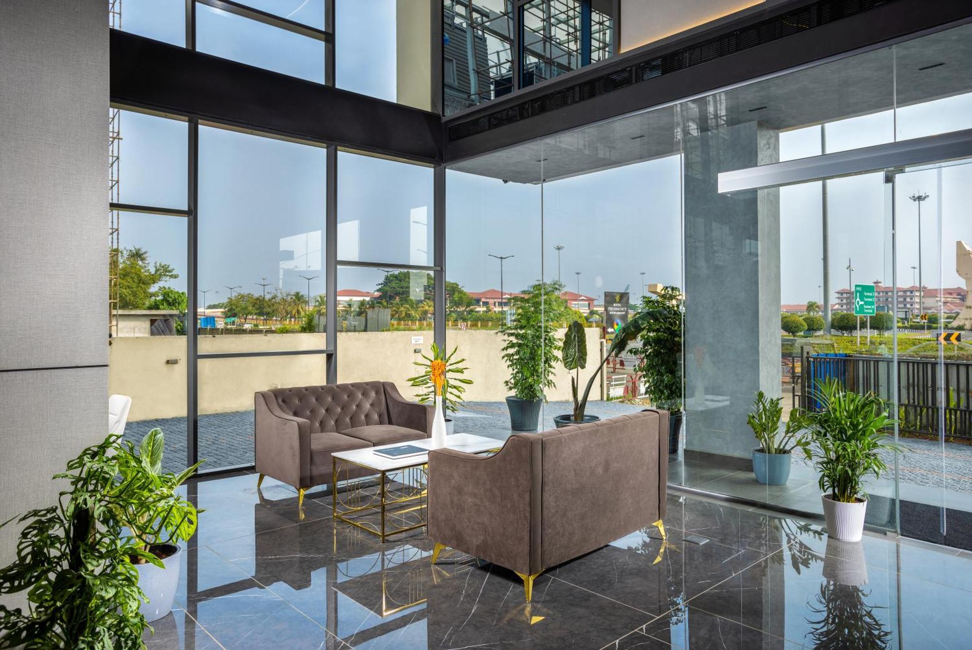 Presidency Airport Hotel Kochi ภายนอก รูปภาพ
